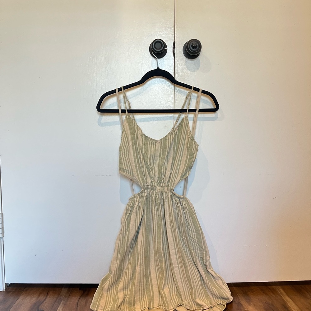 American Eagle Outfitters Cream Cut Out Sundress